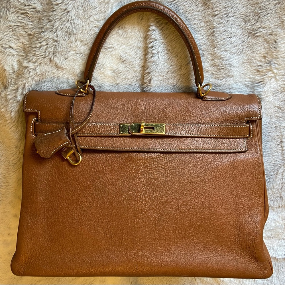 Hermes Kelly Retourne 35 in Cognac Chèvre de Coromandel with gold hardware - Picture 1 of 16